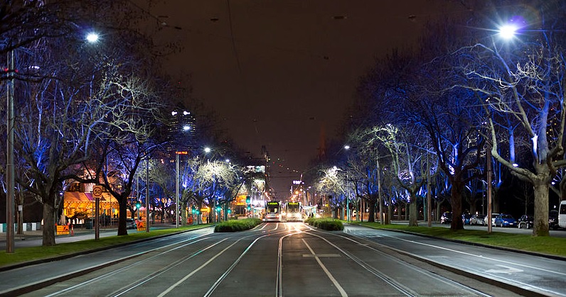 St Kilda Road by Steve Collis @ https://www.flickr.com/photos/swampa/7683094708/
